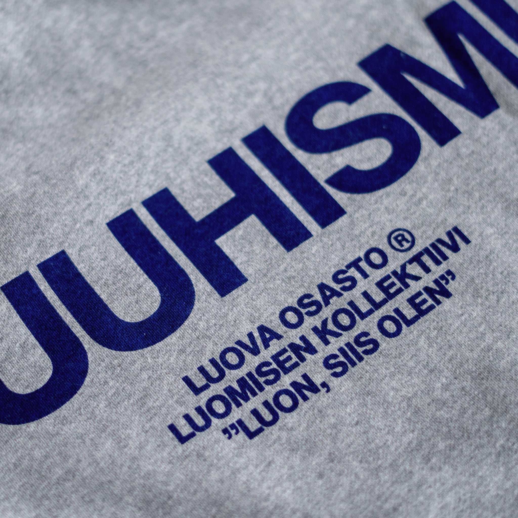"Puuhismi" huppari – Harmaa+Sininen