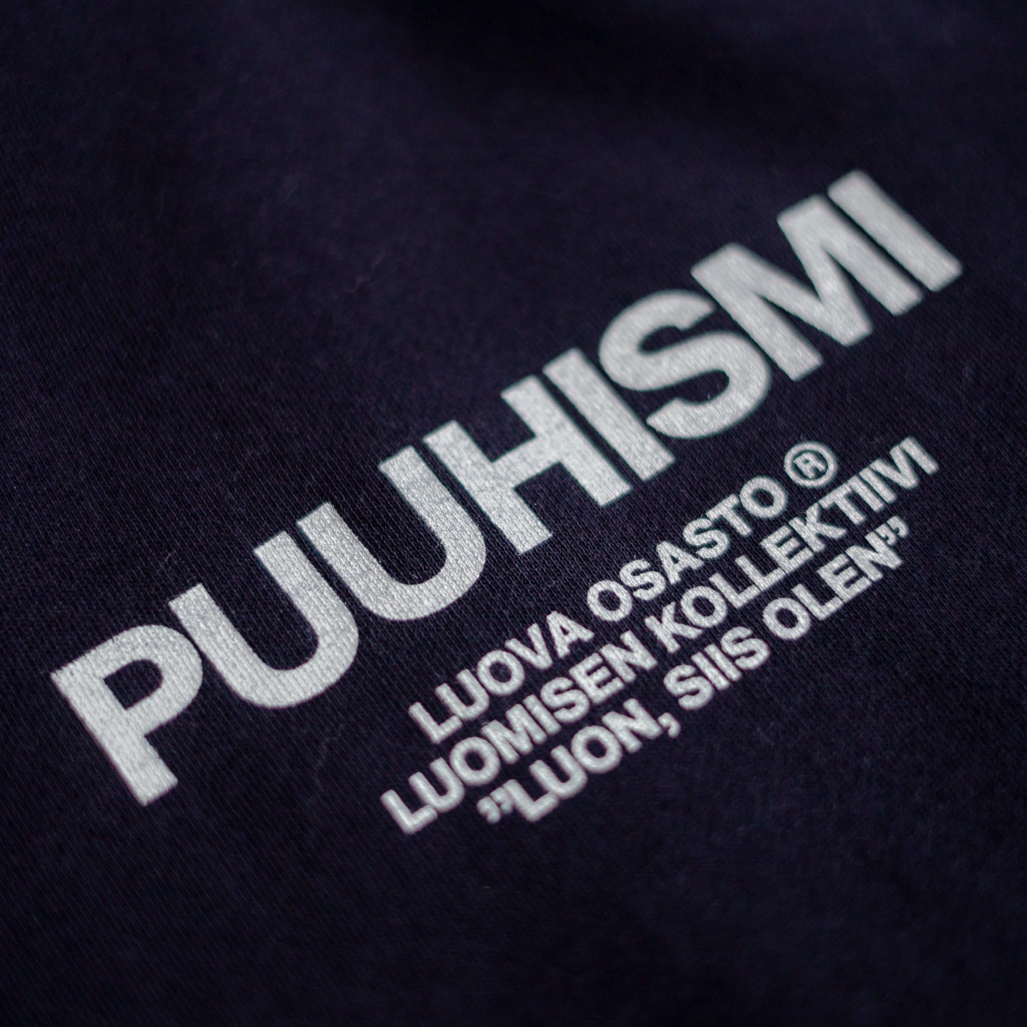 "Puuhismi" huppari – Sininen+Valkoinen