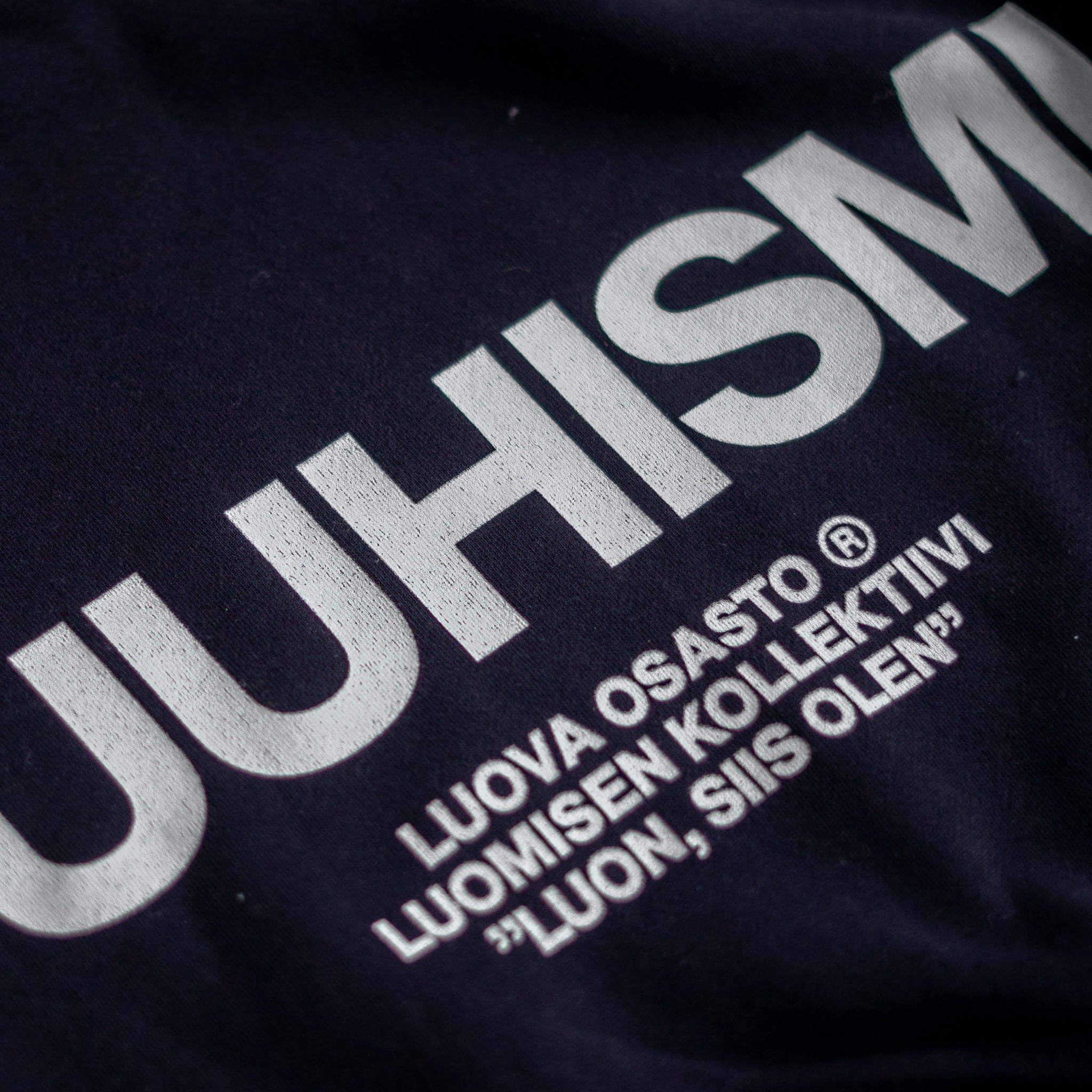 "Puuhismi" huppari – Sininen+Valkoinen