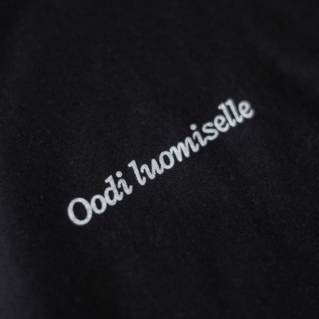 "Luova Osasto" t-paita – Musta+Valkoinen